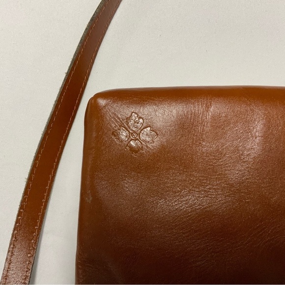 Patricia Nash Crossbody Purse w/Matching Wallet - Picture 6 of 14